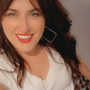 Meet your Posher, Tiffany